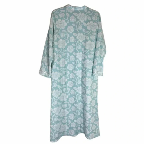 Charter Club L blue/white floral zip long robe - Picture 3 of 8